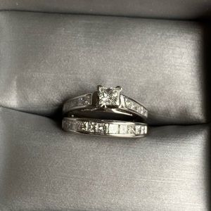 2CT TW Princess Cut Wedding Set Size 6.5